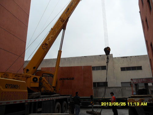 ���̰���